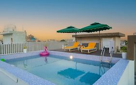 Perfectstayz Premium Shanti Heritage Near Harkipauri